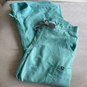 Figs Set (XXS Top & XS Pant)